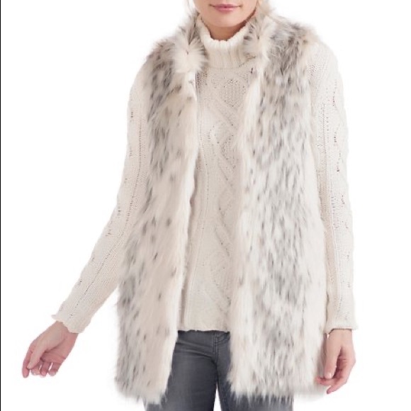 Investments Snow Leopard Longline Furry Vest - Picture 3 of 7